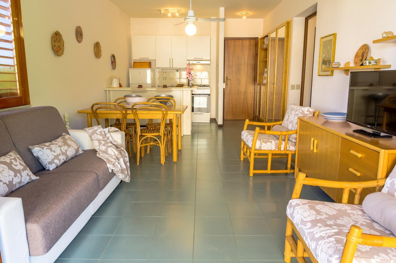 Blue Wood Apartment Letojanni Exterior photo